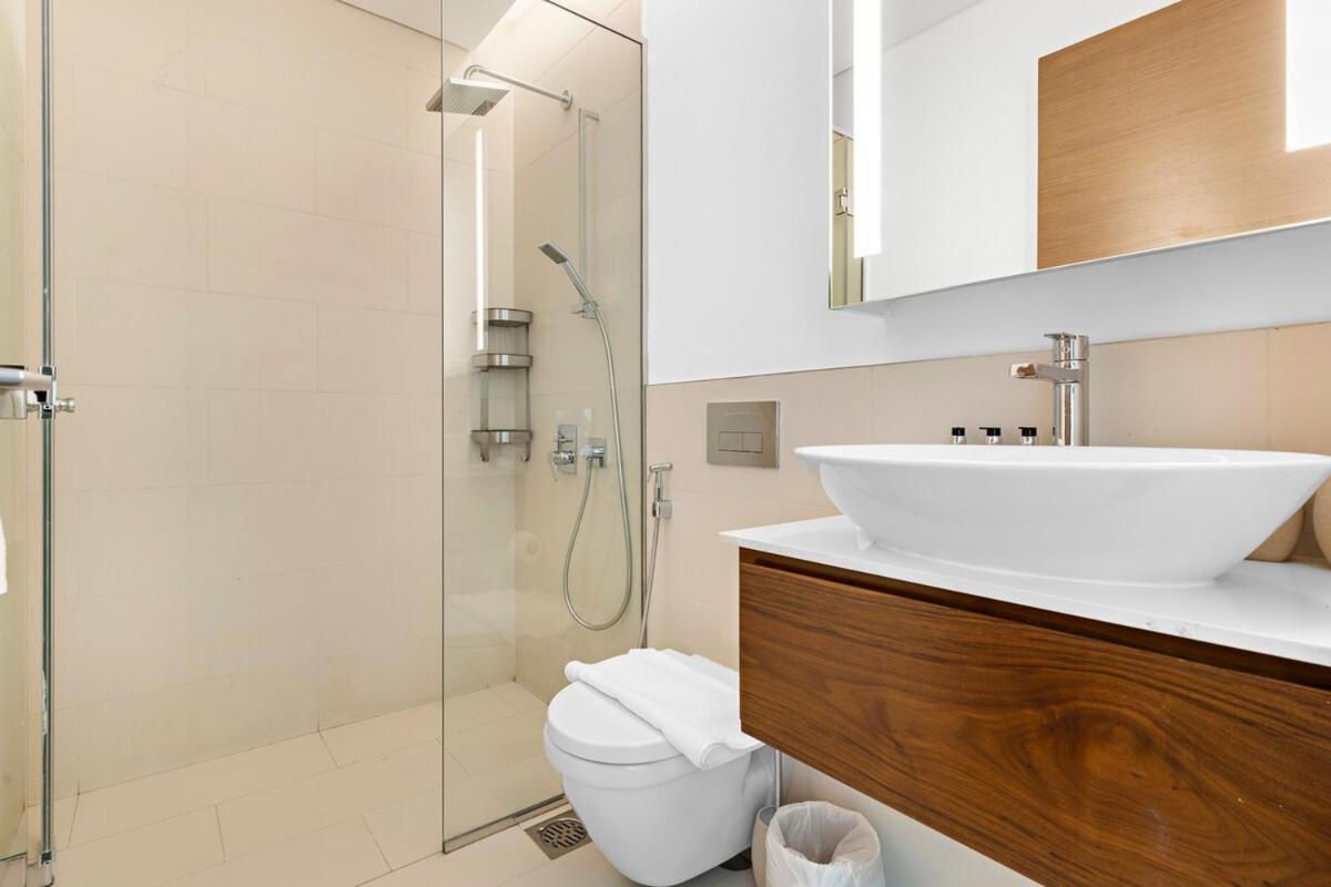 Apartment 2br Maid Walk B13 Heart Of